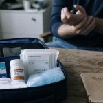Ibuprofene tendinite : trousse, glace et douleur au tendon